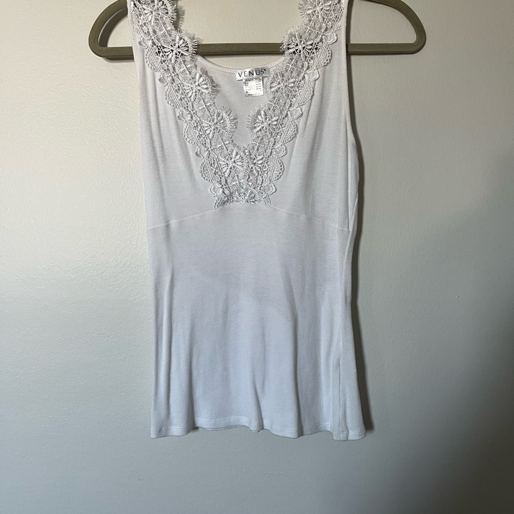 VENUS White Lace Trim Ribbed Tank